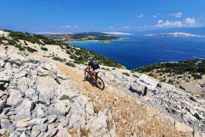 Guide to Planning an E-Bike Vacation